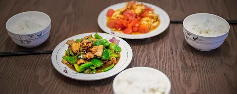 トマト入りスクランブルエッグは減量に効果がありますか？ トマト入りスクランブルエッグのカロリーはどれくらいですか？