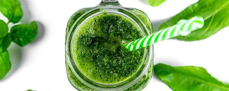 尿酸値が高い人は大麦若葉ジュースを飲んでも大丈夫ですか？大麦若葉ジュースは尿酸値が高い人に良いのでしょうか？