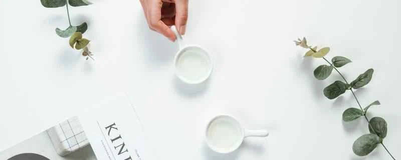 水をたくさん飲むと体重は増えますか？体重を減らすには1日にどれくらいの量の水を飲めばいいですか？