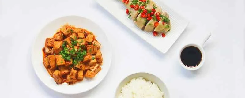 1週間何も食べないとどれくらい体重が減りますか？食べないことの危険性は何ですか？